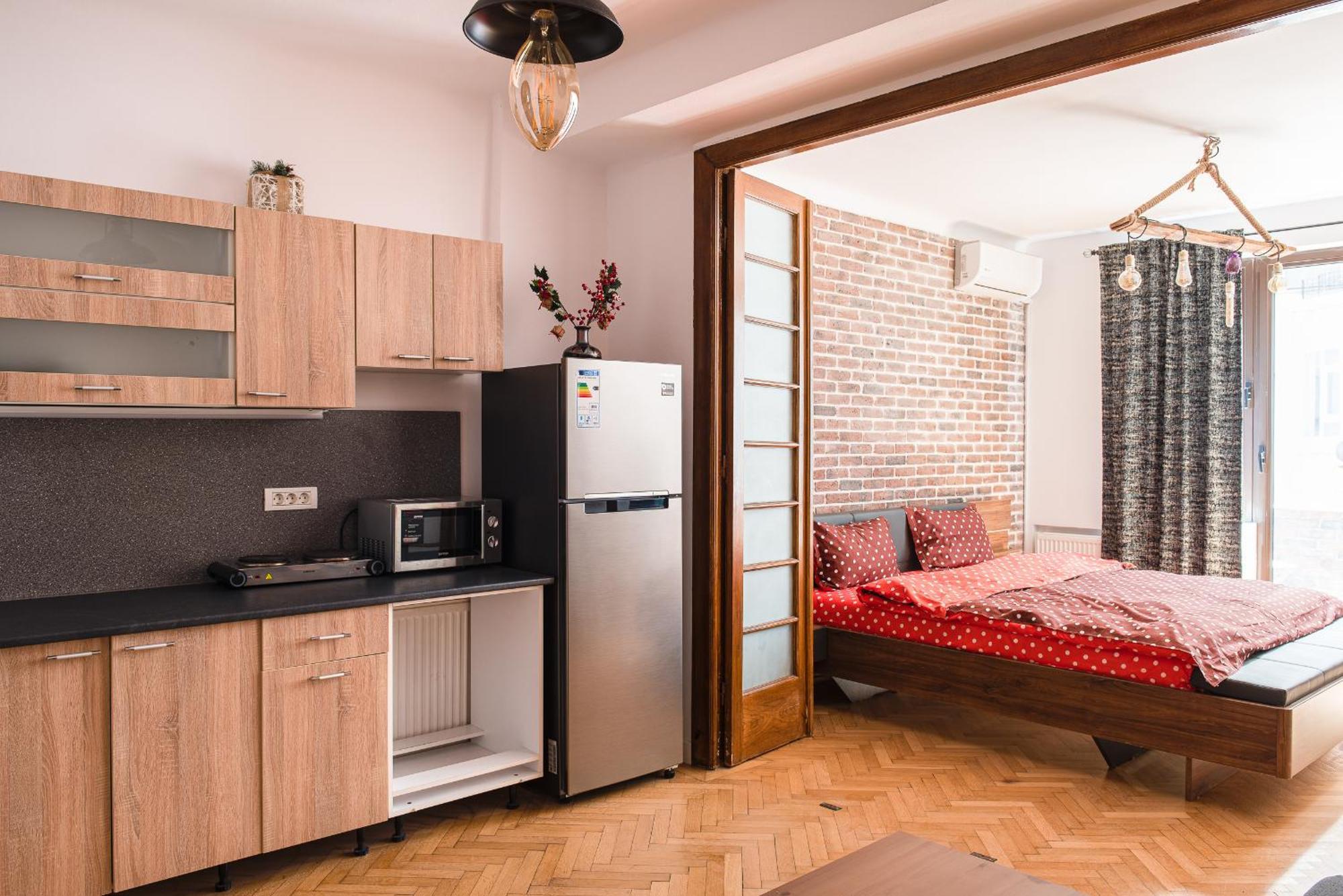 Heart Of Downtown 3 Rooms Apartment Self Check In Bucharest Exterior photo